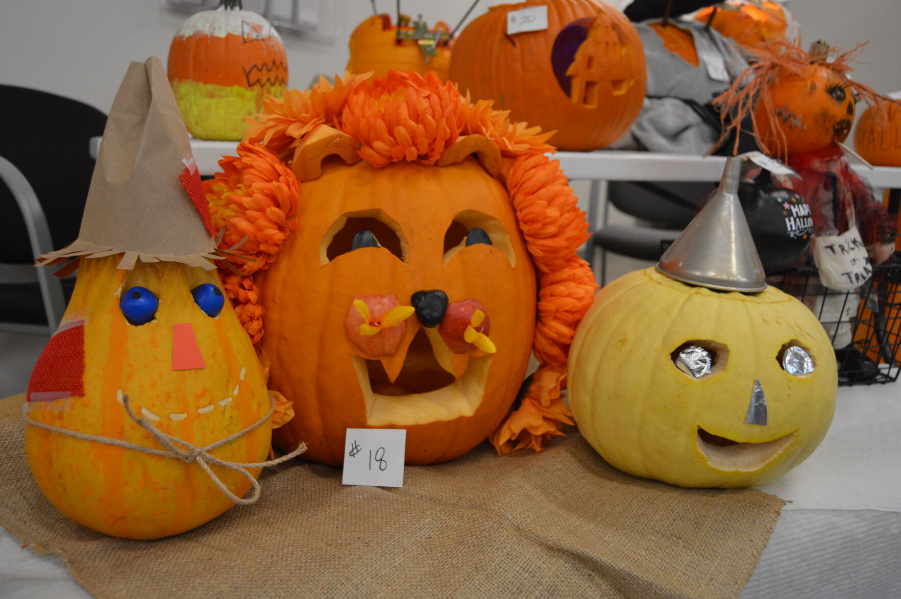 Carving contest 1.JPG